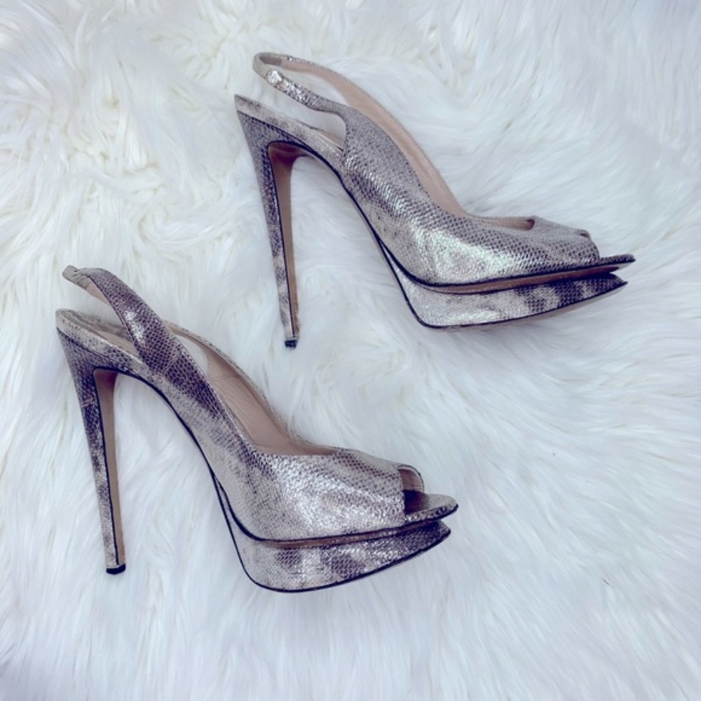 Nicholas Kirkwood Gold Peep Toe Platform Pumps Size 8